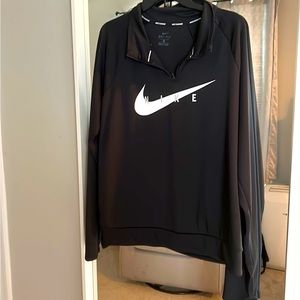 Nike Dri Fit Women’s Pullover